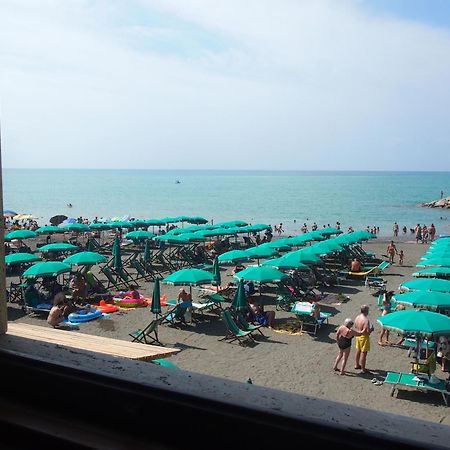 Hotel Aurora Marina di Cecina Værelse billede